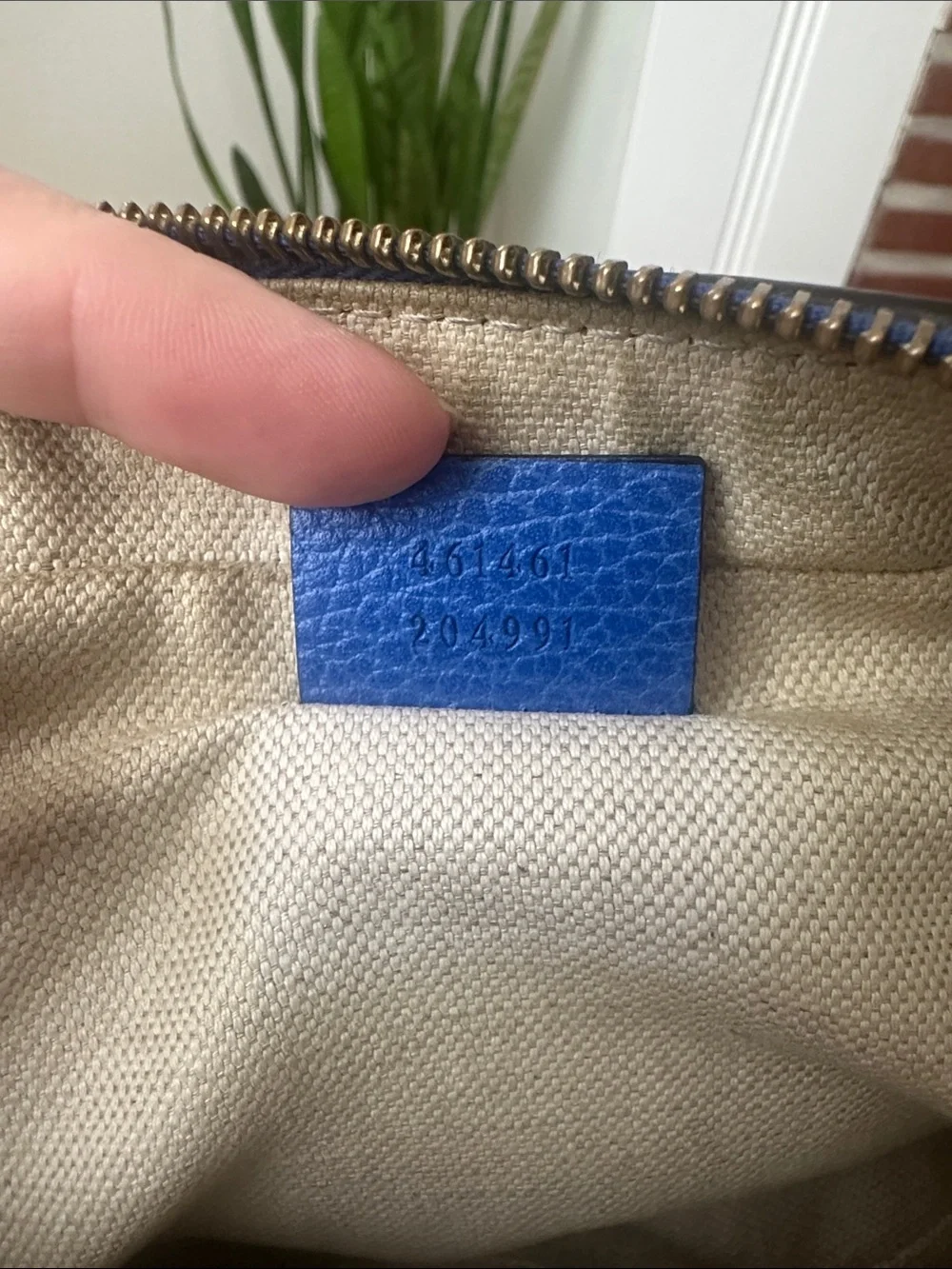 Gucci Blue Leather Tiger Motif Messenger Bag with Striped Strap